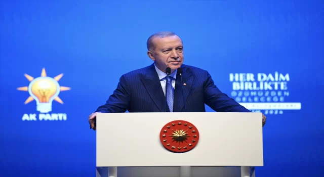 Cumhurbaşkanı Erdoğan: ”Vatandaşlarımız muhalefet aktörlerine güvenmiyor, muhalefetin söylemlerine prim vermiyor, onlardan kendisine hayır geleceğine asla inanmıyor.”