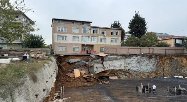 Üsküdar’da istinat duvarı çöken inşaatın çalışanları ile boşaltılan binanın sakinleri arasında arbede