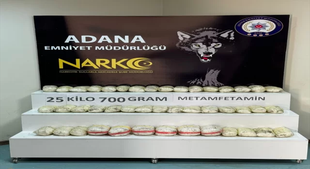 Adana’da tırda yedek lastiğe gizlenmiş 25 kilo 700 gram sentetik uyuşturucu bulundu