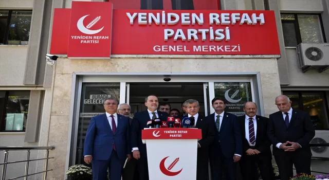 Gelecek Partisi Genel Başkanı Davutoğlu, Yeniden Refah Partisi Genel Başkanı Erbakan’ı ziyaret etti