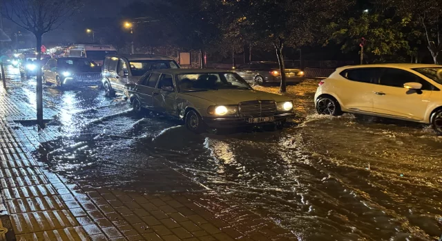 Bursa’da sağanak etkili oldu