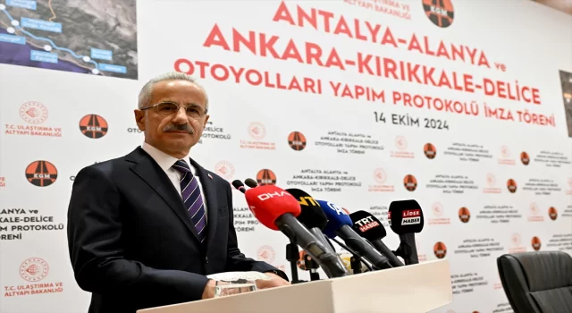 AnkaraKırıkkaleDelice ve AntalyaAlanya otoyol projelerinin yapımı için imzalar atıldı