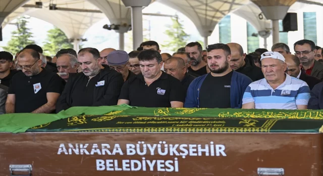 Kastamonu’da polis eşi tarafından öldürülen kadının cenazesi Ankara’da toprağa verildi