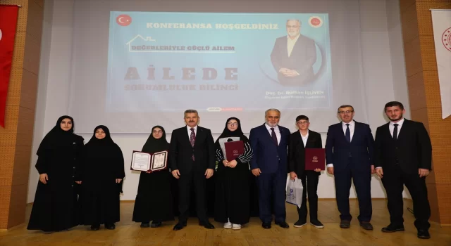 Diyanet İşleri Başkan Yardımcısı İşliyen, Artvin’de konferans verdi: