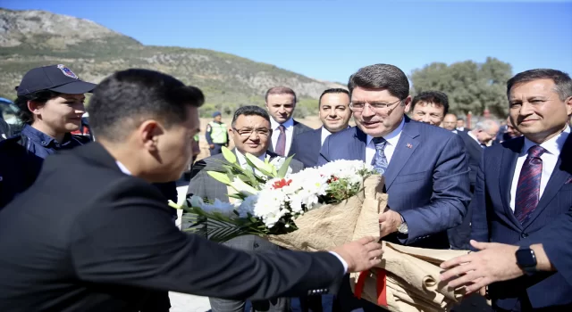 Adalet Bakanı Tunç, Seydikemer’de cami, eğitim merkezi ve kütüphane açılışı yaptı: