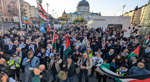 İsrail’in Gazze ve Lübnan’a saldırıları Stockholm’de protesto edildi