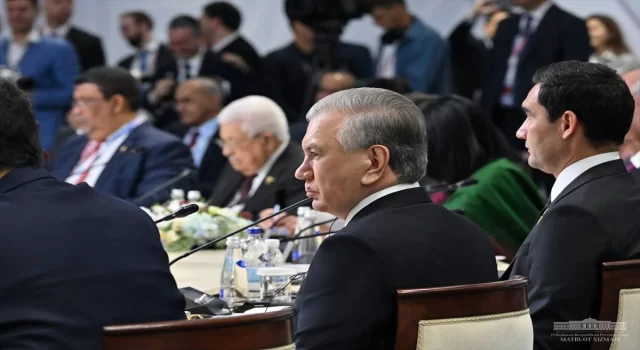 Özbekistan Cumhurbaşkanı Mirziyoyev, İsrailFilistin sorununun ”iki devlet” temelinde çözülebileceğini söyledi