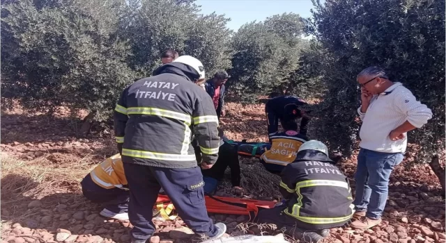 Hatay’da şarampole devrilen otomobildeki 5 kişi yaralandı 