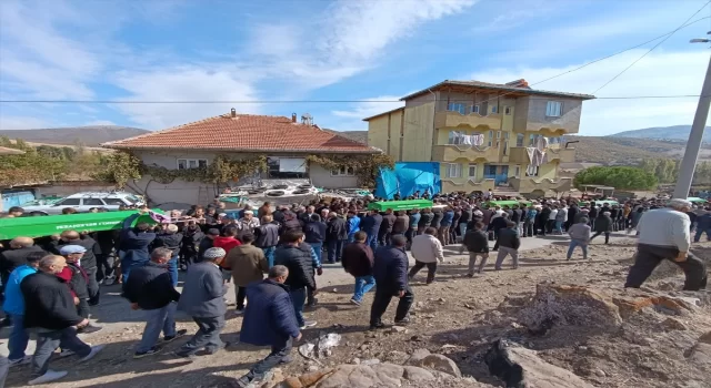 Afyonkarahisar’da trafik kazasında ölenlerin sayısı 5’e yükseldi