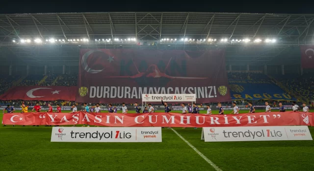 MKE Ankaragücü taraftarından TUSAŞ için anlamlı koreografi: ”DURDURAMAYACAKSINIZ!”