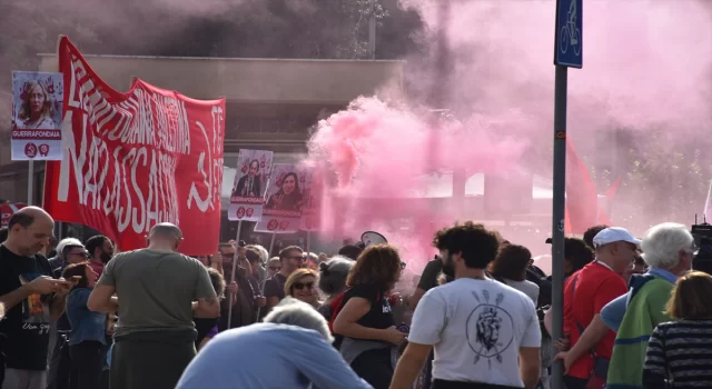 İtalya’da binlerce kişi savaşa karşı barış çağrısıyla yürüdü