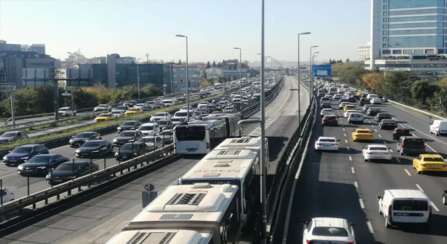 İstanbul’da trafik yoğunluğu yüzde 71’e çıktı