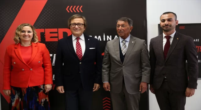 Bitlis’te ”TEDx Bitlis Beşminare Youth Fark Yaratanlar” etkinliği düzenlendi