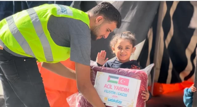 Sadakataşı Derneği, Gazze’ye acil yardım ulaştırdı