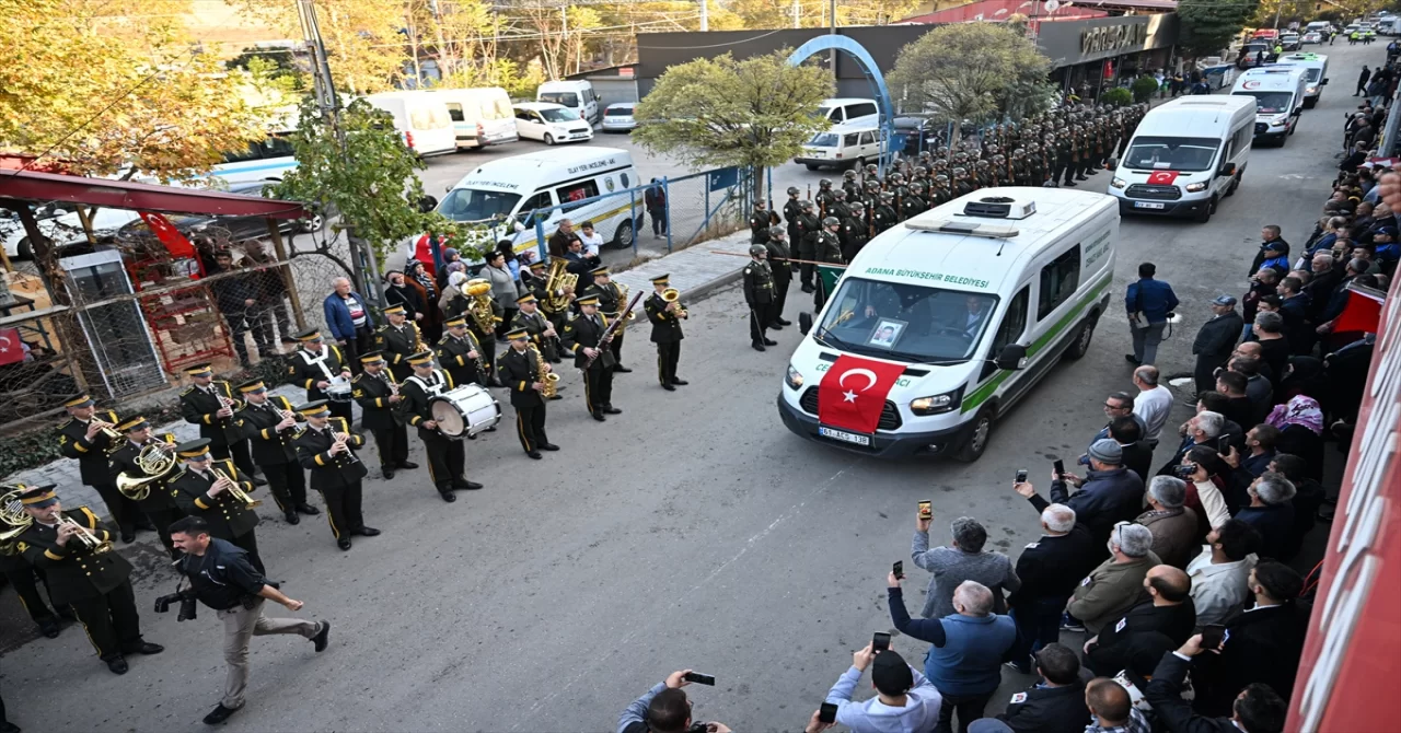 Eğitim sırasında şehit olan Deniz Teğmen Mustafa Kemal Öz için Adana’da merasim düzenlendi