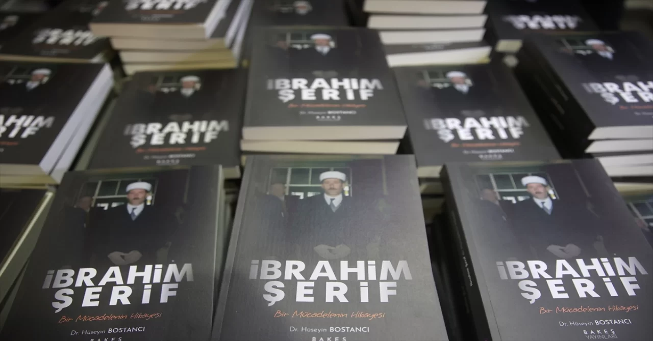 Batı Trakya’da, Gümülcine Seçilmiş Müftüsü Şerif’in hayatını konu alan kitap tanıtıldı