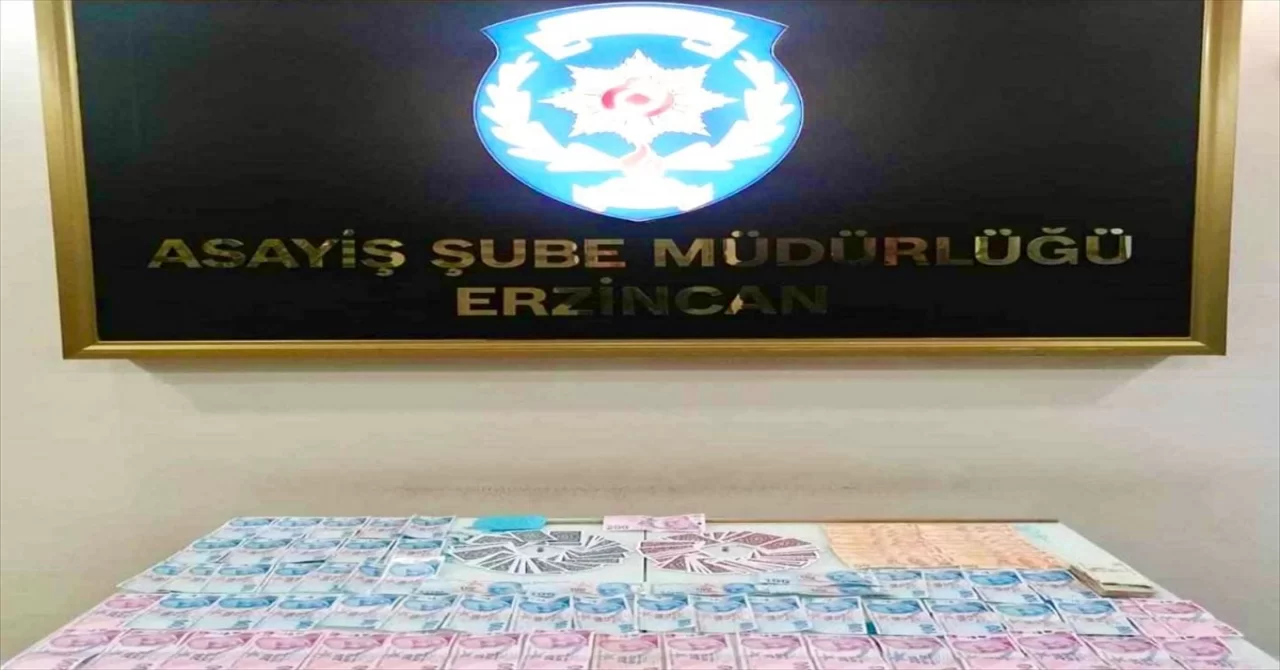 Erzincan’da bir evde kumar oynayan 3 kişiye 19 bin 275 lira ceza kesildi