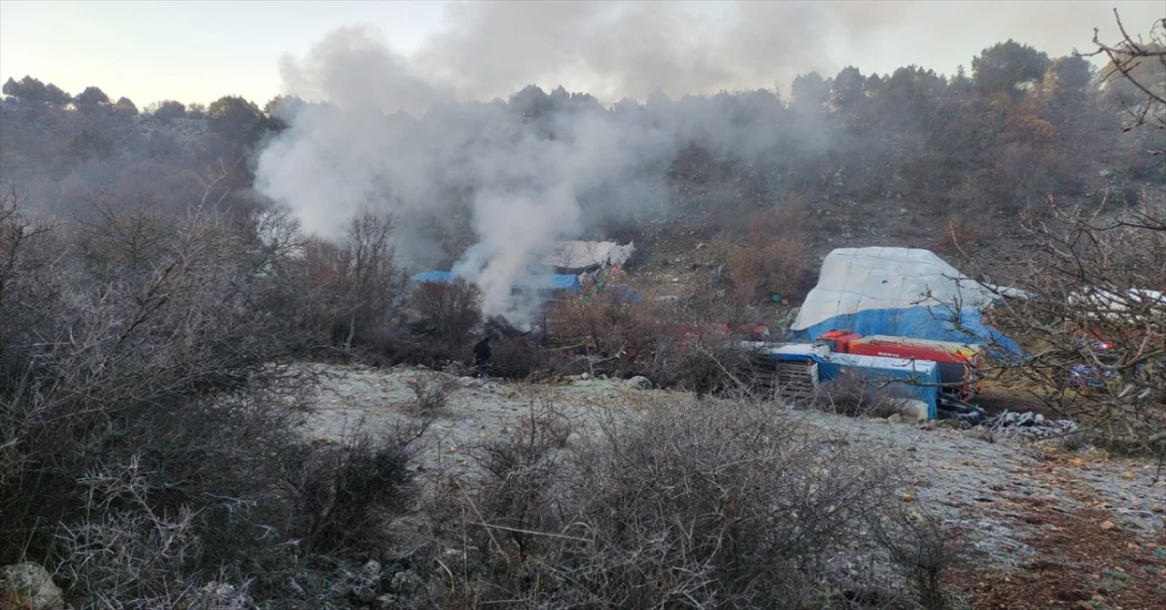 Konya’da evde çıkan yangında karı koca öldü