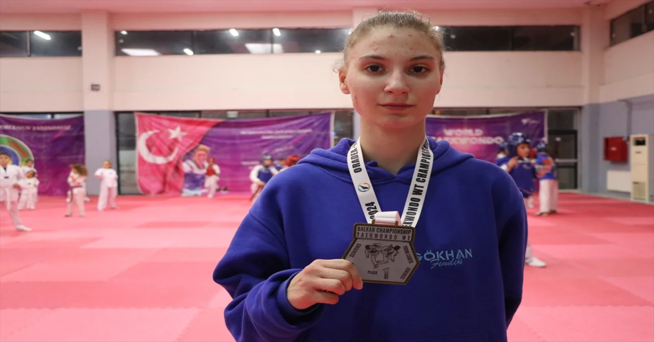 Tekvandoda Balkan şampiyonlukları bulunan Serya Naz Özdemir’in hedefinde olimpiyat var