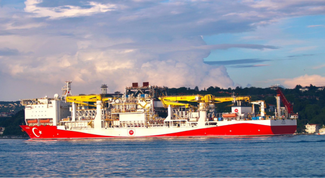 Fatih sondaj gemisi Türkali-5'te sondaja başladı