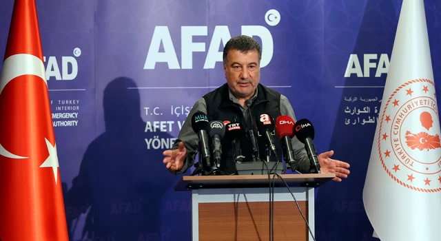 AFAD: Deprem bölgesinde her 3-4 dakikada bir artçı sarsıntı meydana geliyor