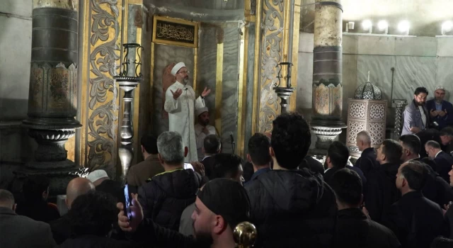 Bakan Soylu sabah namazını Ayasofya Camii'nde kıldı