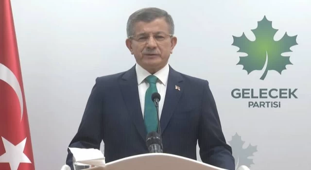 Davutoğlu: Mehmet Şimşek, Nebati’ye ”Senin aklın yok” dedi, onurlu insan kalkar gider, bunlarda utanma kalmamış!