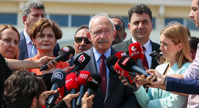 Kılıçdaroğlu, tutuklu milletvekili Can Atalay'ı ziyaret etti