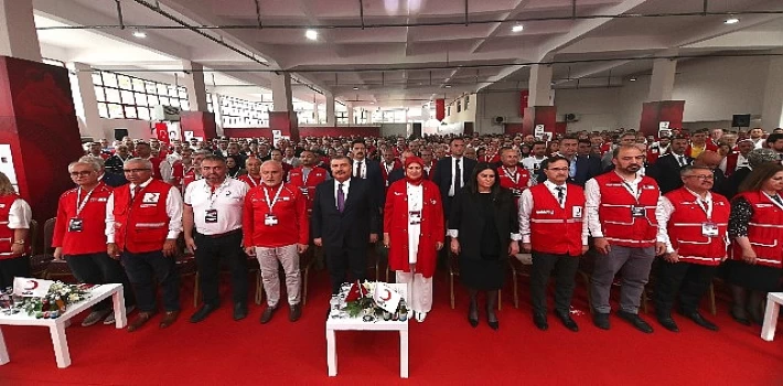 Kızılay’ın Olağanüstü Genel Kurulunda Yeni Yönetim Belirlendi