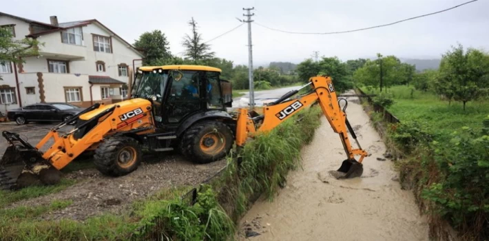 Kuvvetli yağışa Sakarya Büyükşehir’den anında müdahale