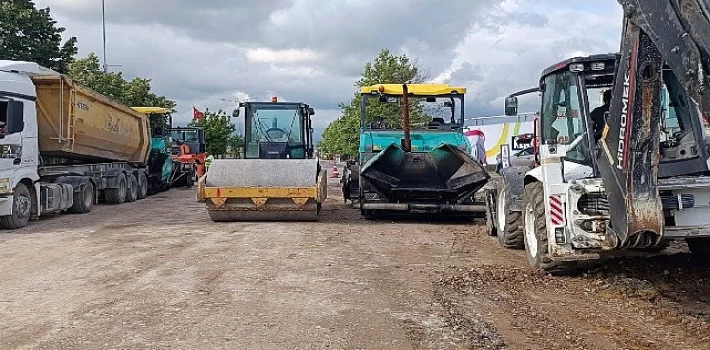 Ömer Türkçakal Bulvarında üstyapı başladı