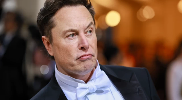 Twitter'a limit getiren Elon Musk'tan tepkilere yanıt: Derin bir transtan uyanıyorsun