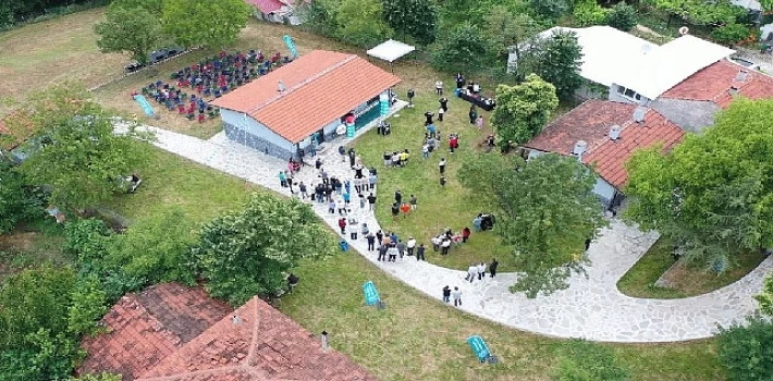 Üçpınar’daki eski köy okulu konuk evi oldu