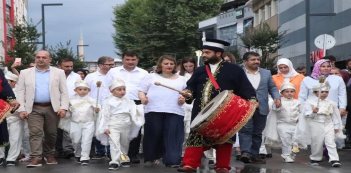 Düzce’de toplu sünnet şöleni