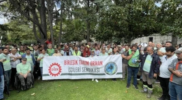 İBB işçilerinden düşük maaş eylemi