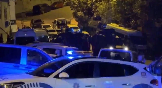 Kağıthane'de silahlı saldırıya uğrayan polislerden biri şehit oldu