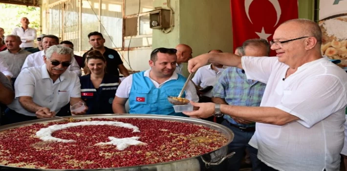 Manisa Şehzadeler’de aşure bereketi