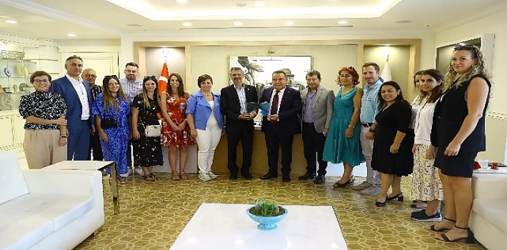 Antalya Büyükşehir Belediyesi 18’inci çevre ödülünü aldı