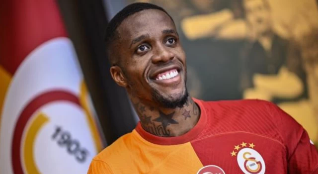 Galatasaray'ın yıldız oyuncusu Zaha, süt almak isterken gündem oldu