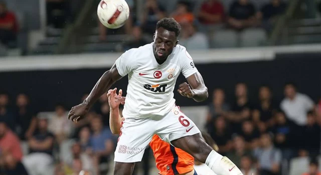 Okan Buruk'tan Davinson Sanchez kararı