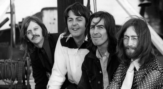 The Beatles’ın bugüne kadar yayınlanmamış albüm kayıtları açık artırmaya sunuldu