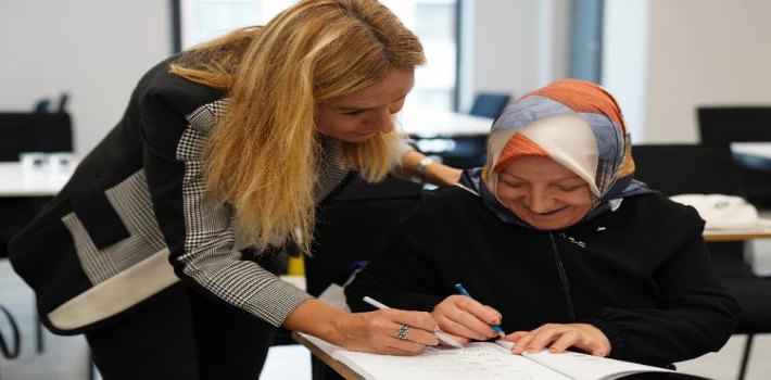 Beylikdüzü’nde okuma-yazma kursunda yeni dönem