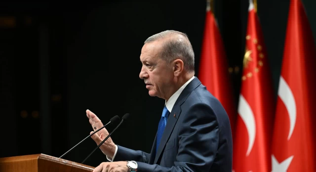 Erdoğan: 2024 yılı kredi ve burs rakamları lisans öğrencileri için 2 bin liraya çıkacak