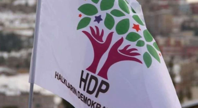 HDP İzmir İl eş başkanları ve ilçe başkanı gözaltında