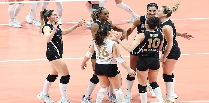 VakıfBank, PTT’ye de set vermedi