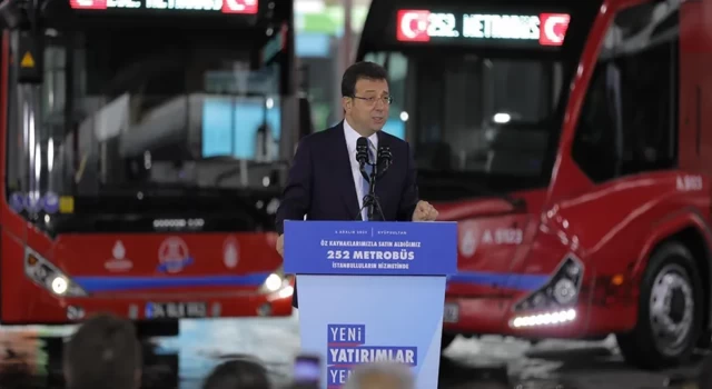 İBB, 252 metrobüs için tören düzenledi