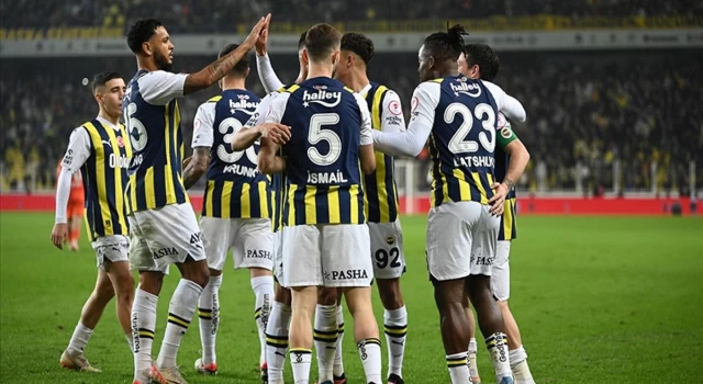 Fenerbahçe kupada Adanaspor'u 6-0 yenerek son 16'ya kaldı!