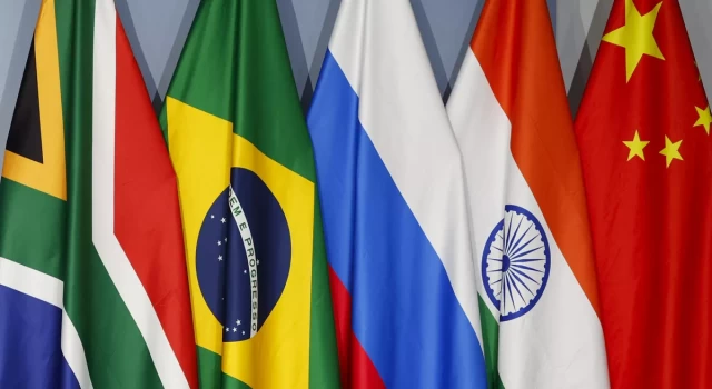 İran’ın BRICS üyeliği resmen başladı