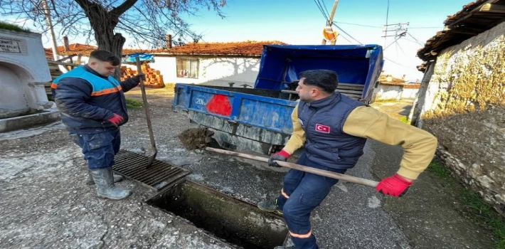 Manisa’da olası taşkınlara karşı temizlik