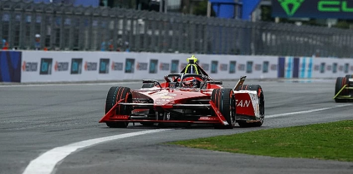 Nissan Formula E Takımı Diriyah E-Prix’sine hazır